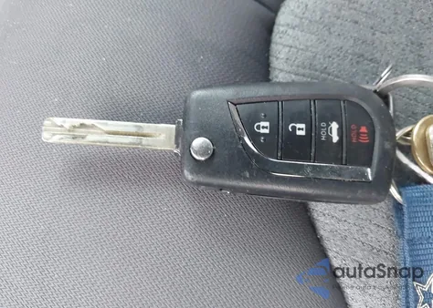 2020 Toyota Camry Le from USA, damaged, VIN 4T1C11AK1LU935682